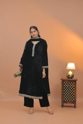 Afsana Black Velvet