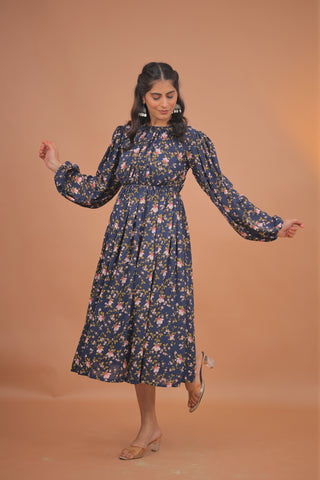 Hiba – Floral Dusk